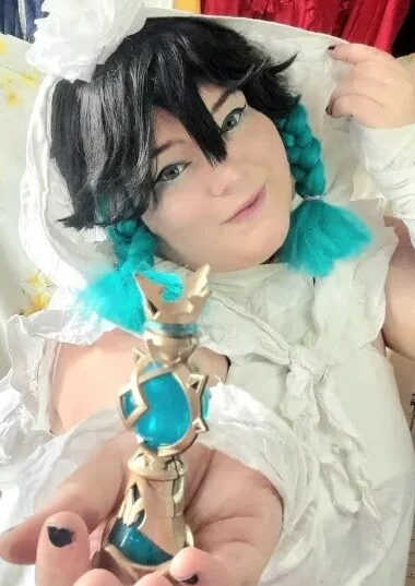 Cosplay-Cover: Barbatos Genshin Impact