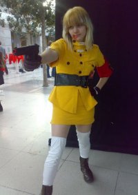 Cosplay-Cover: Seras Viktoria (Gelb)