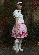 Cosplay-Cover: cherry beary lolita