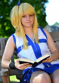 Cosplay-Cover: Lucy Heartfilia~Standart