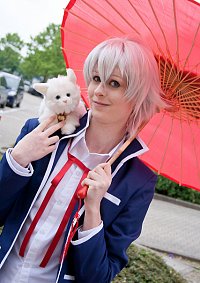 Cosplay-Cover: Isana Yashiro