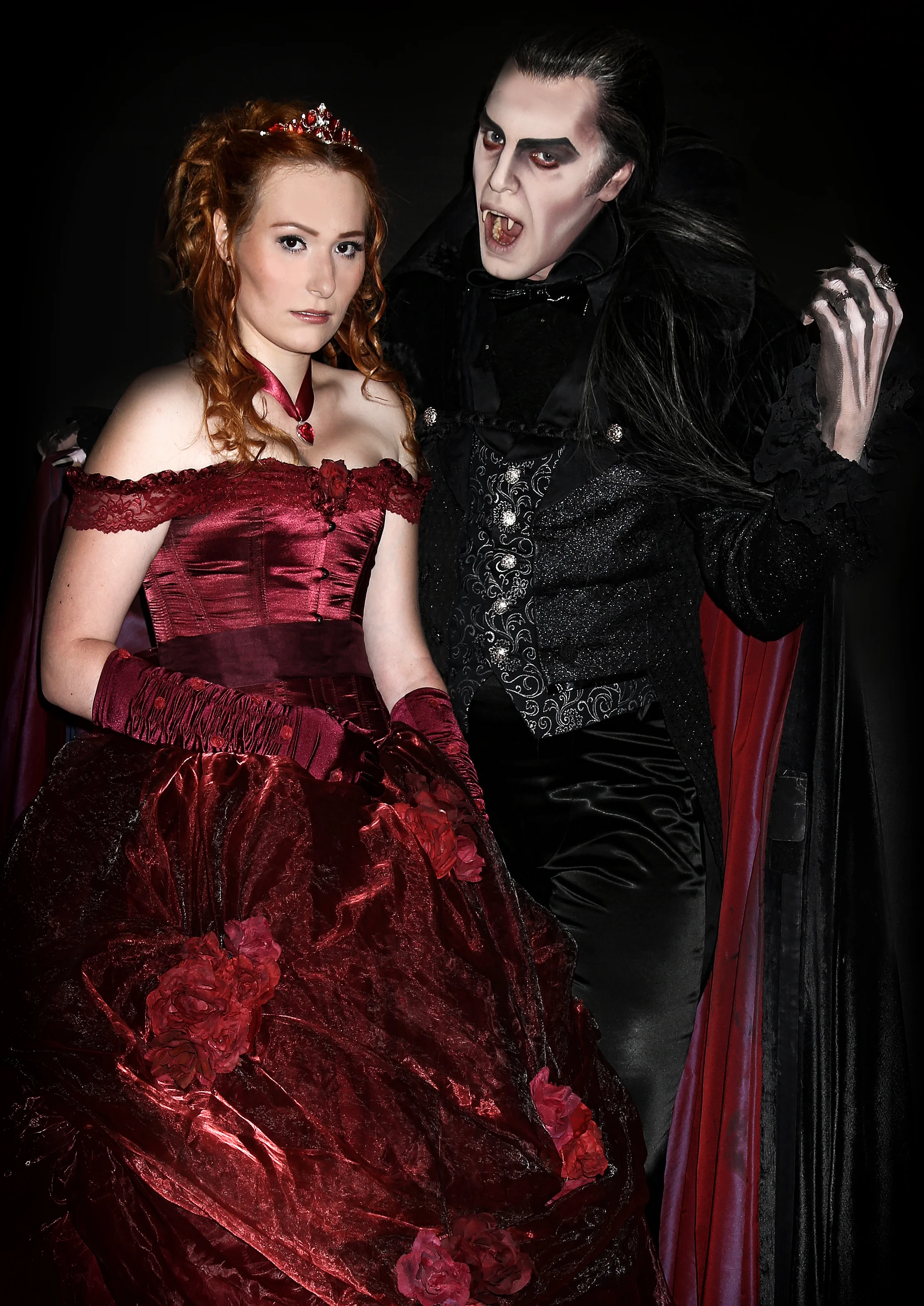 Cosplay-Cover: Sarah ~ Tanzsaal