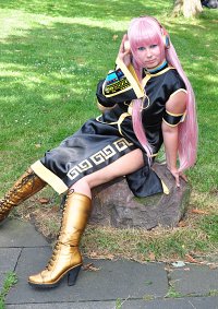 Cosplay-Cover: Luka Megurine