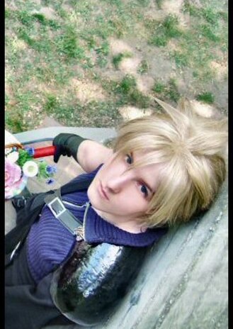 Cosplay-Cover: Cloud Strife (FFVII AC)