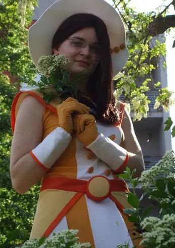 Cosplay-Cover: Emilie (Hazuki) Fujiwara