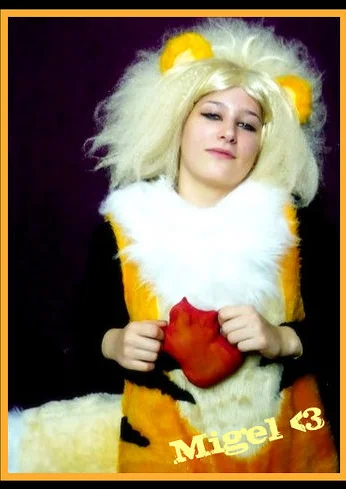 Cosplay-Cover: Fukano/Growlithe[Gijinka] Nr. 058 -       ¾ ♂ ¼ ♀