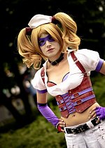 Cosplay-Cover: Harley Quinn (Arkham Asylum)