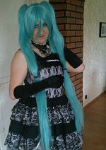 Cosplay-Cover: Miku Hatsune Royal Version