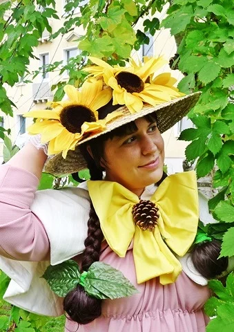 Cosplay-Cover: Juniper Woods