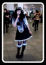 Cosplay-Cover: Gothic Lolita (various versions)