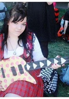 Cosplay-Cover: Girly.hide