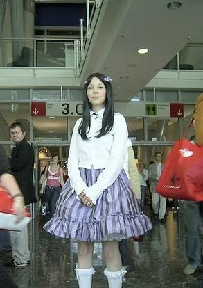 Cosplay-Cover: Lila-Streifen-Loli