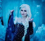 Cosplay-Cover: Elsa (Olaf Taut auf)