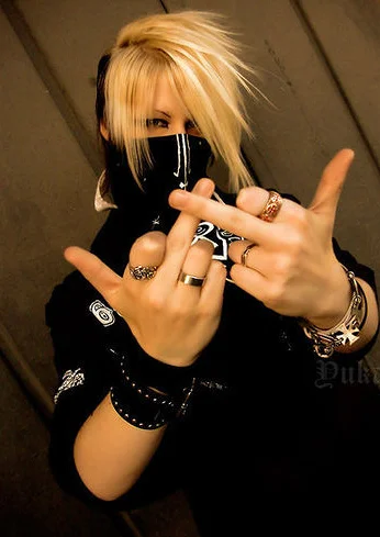 Cosplay-Cover: Reita (Rock and Read No 005)