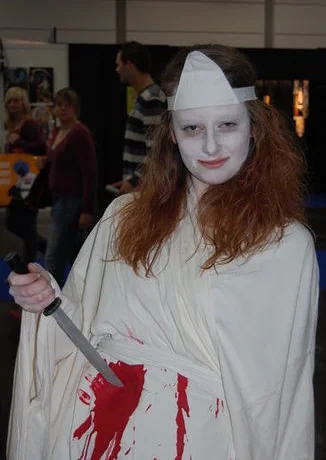 Cosplay-Cover: Japanischer Geist (Erstochen)