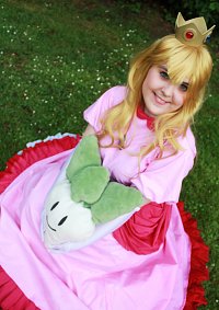 Cosplay-Cover: Princess Peach