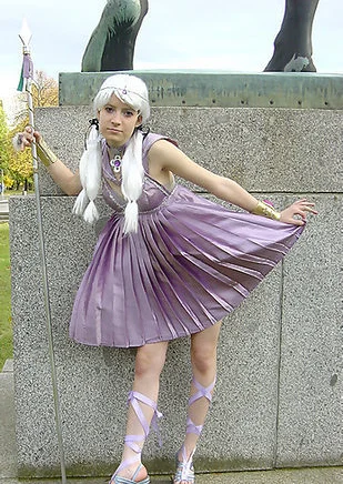 Cosplay-Cover: Sailor Mnemosyne (alt)