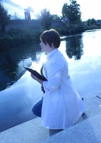 Cosplay-Cover: Professor Chambers[Vendetta Lab Coat]