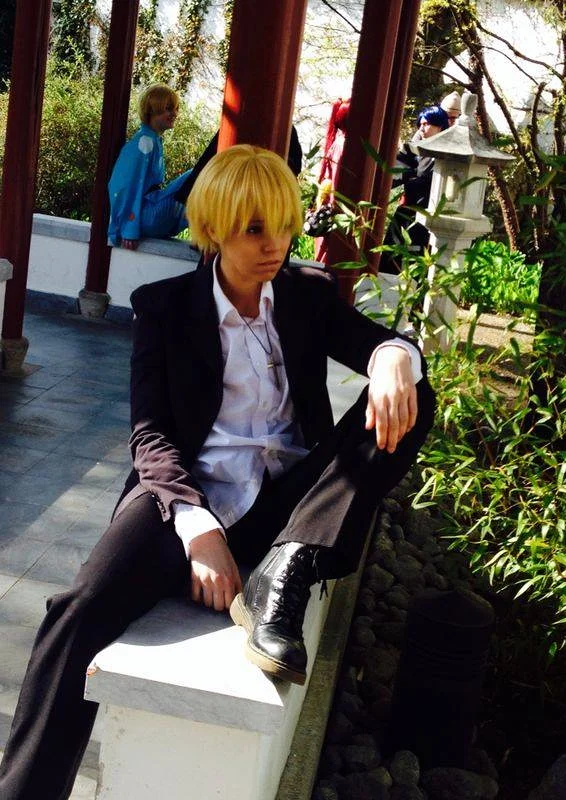 Cosplay-Cover: Kise Ryouta [Black Suit]