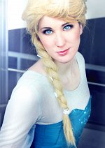 Cosplay-Cover: Elsa