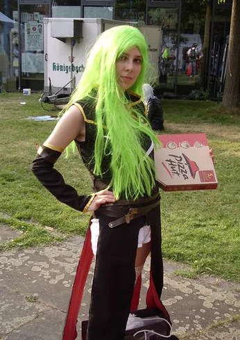 Cosplay-Cover: C.C. {反逆のルルーシュＲ２}