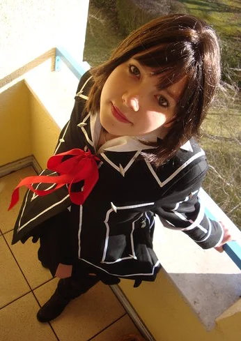Cosplay-Cover: Yuki Cross Schuluniform