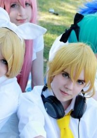 Cosplay-Cover: Kagamine Rin [Vocaloid High]