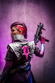 Cosplay-Cover: Sombra