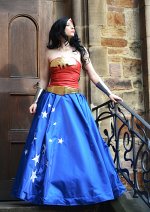 Cosplay-Cover: Wonder Woman Evening Dress