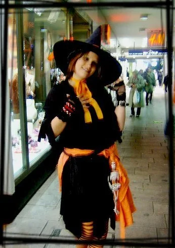 Cosplay-Cover: Hexe