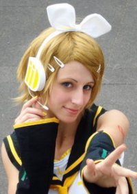 Cosplay-Cover: Kagamine Rin