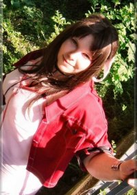 Cosplay-Cover: Aerith Gainsborough (FFVII AC)