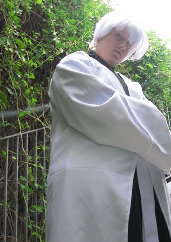 Cosplay-Cover: Gin Ichimaru als Arrancar