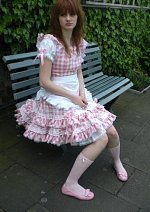 Cosplay-Cover: Be My Pink Maid Alice (Maid Lolita)