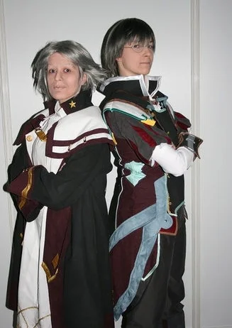 Cosplay-Cover: Legato (Bühnenkostüm)