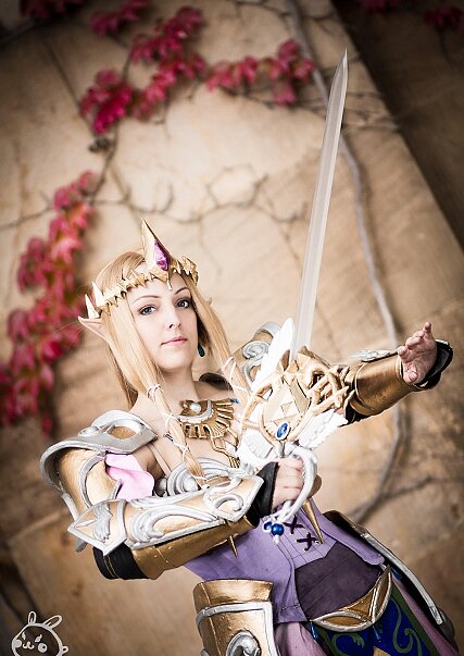 Cosplay-Cover: Queen Zelda - Hyrule Warriors