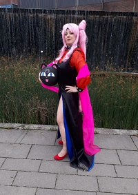 Cosplay-Cover: Black Lady