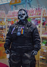 Cosplay-Cover: Ghost (Call of Duty)