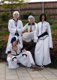 Cosplay-Cover: Ichimaru Gin (Hueco Mundo)