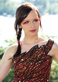 Cosplay-Cover: Katniss Everdeen [74th Games Interview Dress]