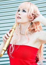 Cosplay-Cover: Sheryl Nome [Roter Sack]