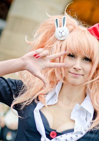 Cosplay-Cover: Junko Enoshima