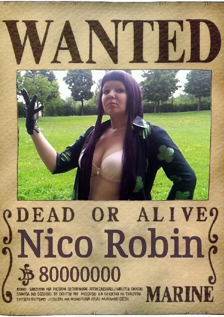 Cosplay-Cover: Nico Robin Movie Z