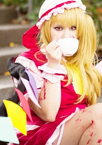 Cosplay-Cover: Flandre Scarlet