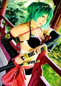 Cosplay-Cover: Miku Hatsune [[Knife]]