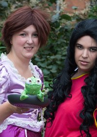 Cosplay-Cover: Rapunzel - Neu Verföhnt (braune Haare)