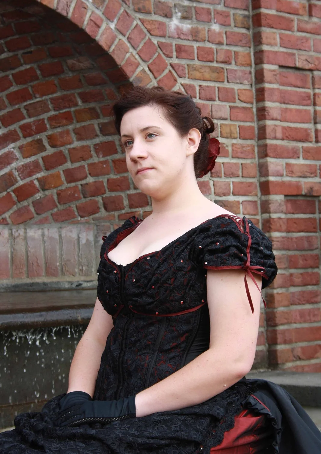 Cosplay-Cover: Viktorianisches Gesellschaftskleid