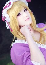 Cosplay-Cover: Yakumo Yukari (八雲　紫)