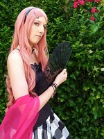 Cosplay-Cover: Megurine Luka ~ Dance Dress