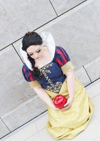 Cosplay-Cover: Schneewittchen (Disney Fairytale Collection)